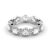 טבעת נצח משובצת יהלומים