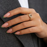 טבעת מורגנייט ויהלומים Halo מרהיבה