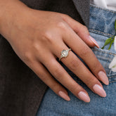 טבעת Denni מוסונייט ויהלומים