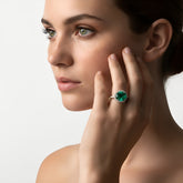 טבעת אמרלד ויהלומים 3.37 קראט Oval