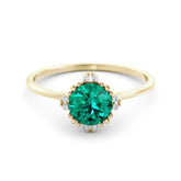 טבעת מוסונייט ירוקה ויהלומים Sofia