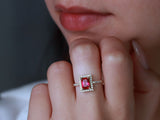 1.02 carat ruby ​​and diamond ring