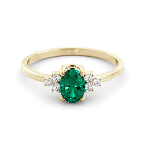 Delicate blue sapphire and diamond ring Kiara