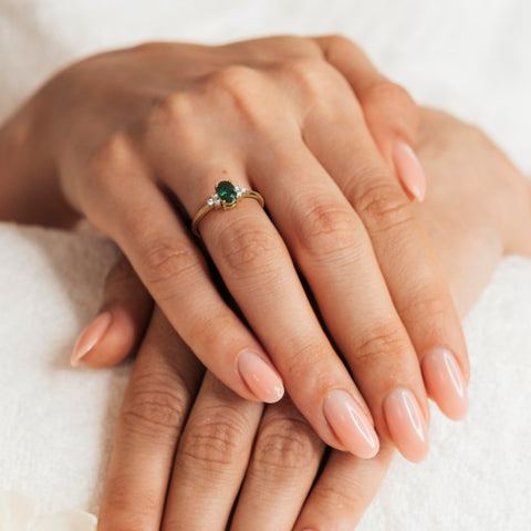 Delicate blue sapphire and diamond ring